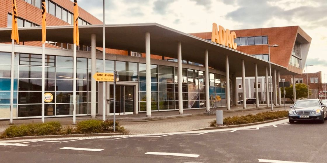 Foto der Fahrschule Fahrschule TÜV Rheinland Plus GmbH Düsseldorf