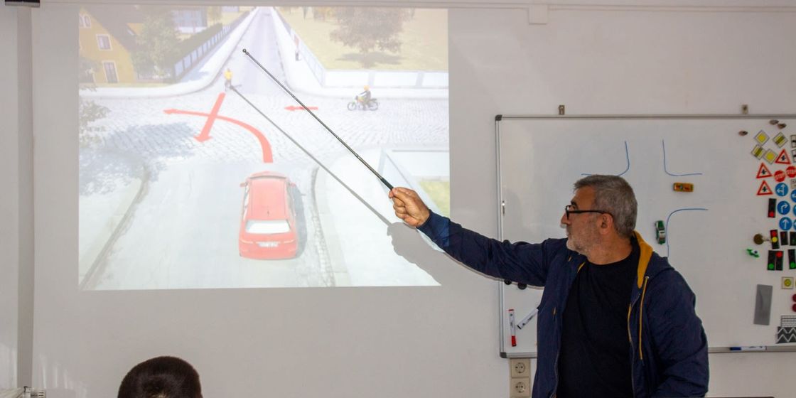 Foto der Fahrschule Fahrschule Suat