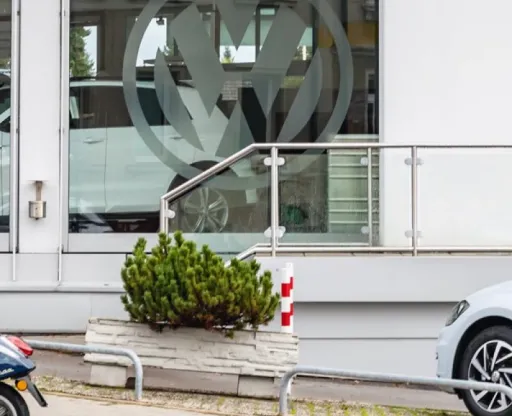VW Schwabach: Autohaus Feser GmbH
