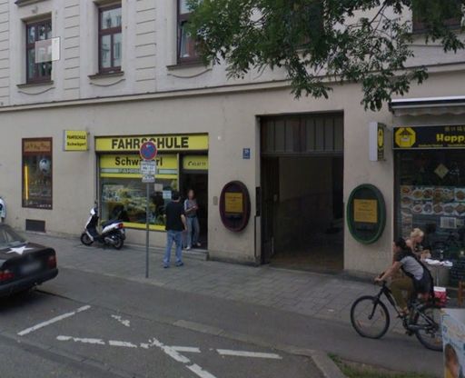 Fahrschule Bernd Schwägerl - Humboldtstr. 38
