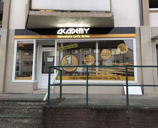 Academy Fahrschule Lets Drive Landstraße